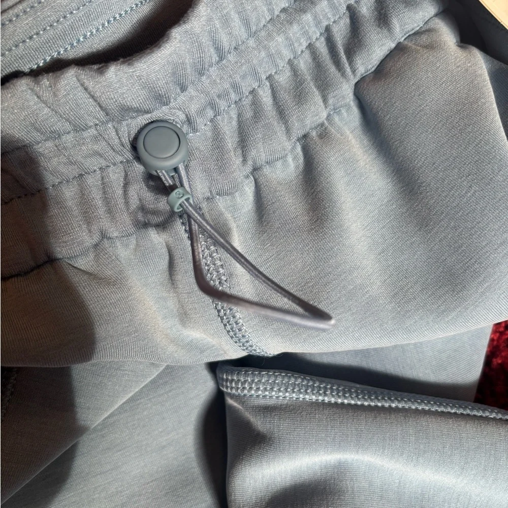 Lululemon Softstreme HR straight leg crop, utility blue size 0, NWT Plus bag - Picture 6 of 10
